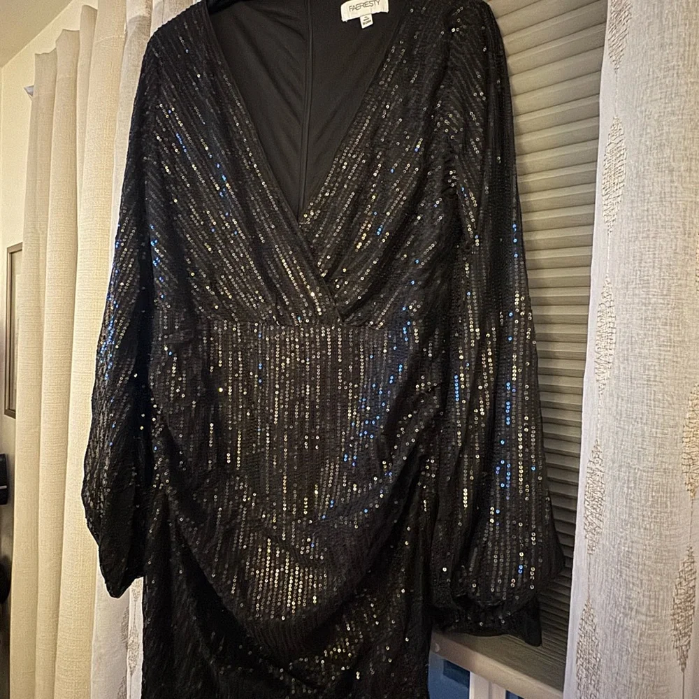 Elegant Black Sequin Mini Dress - Picture 3 of 5